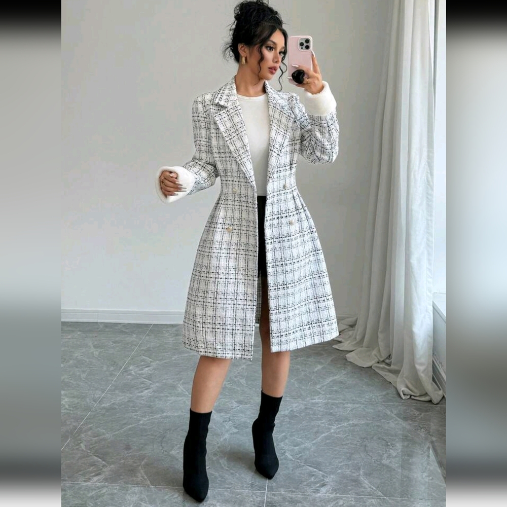 Women's Plaid Lapel Collar Long Sleeve Metal Double Breasted Elegant Woolen Jack - Picture 5 of 7